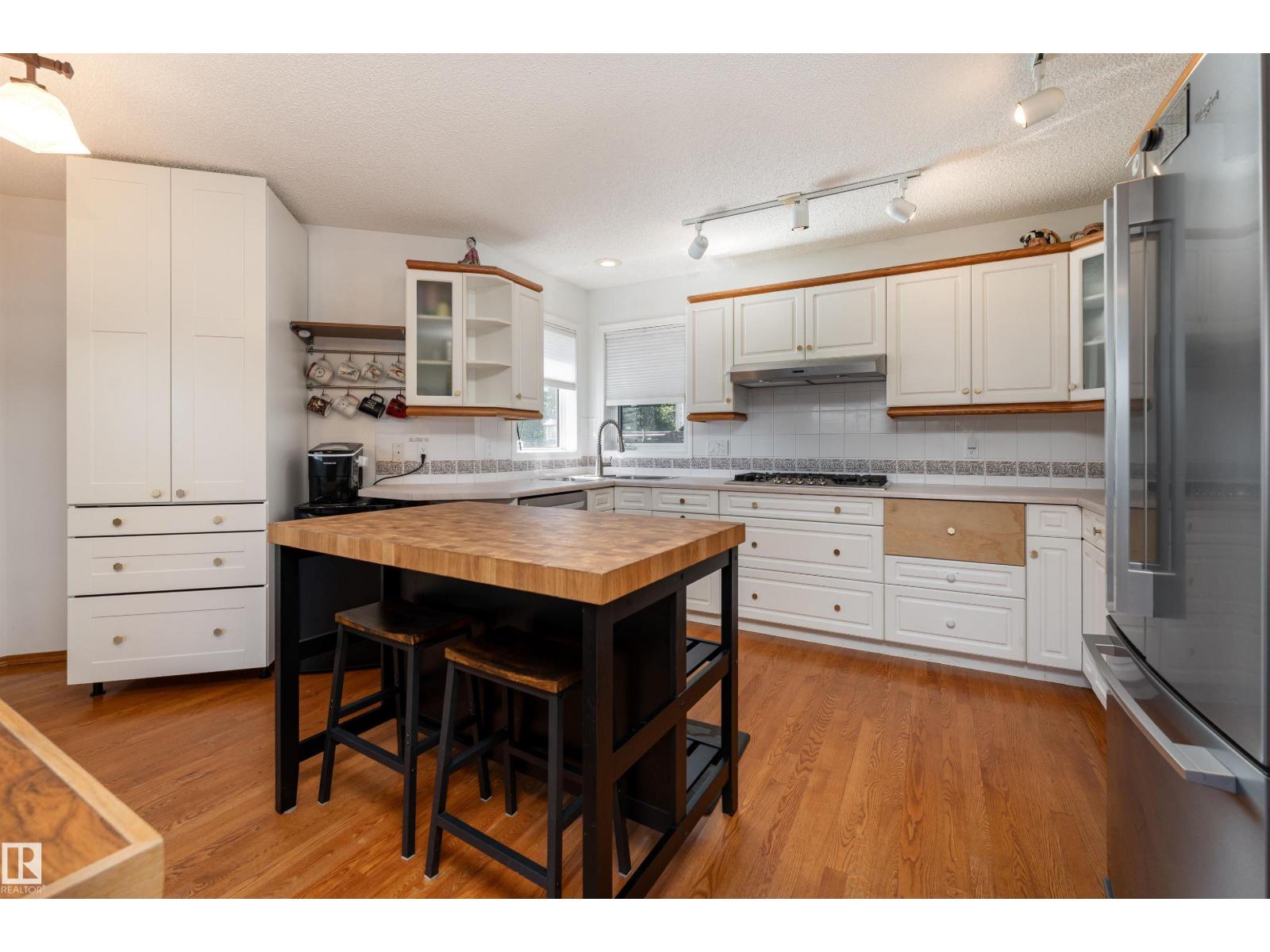 11805 10a Av Nw, Edmonton, Alberta  T6J 7A7 - Photo 12 - E4448351
