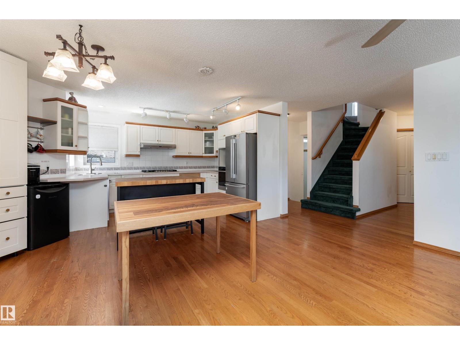 11805 10a Av Nw, Edmonton, Alberta  T6J 7A7 - Photo 10 - E4448351