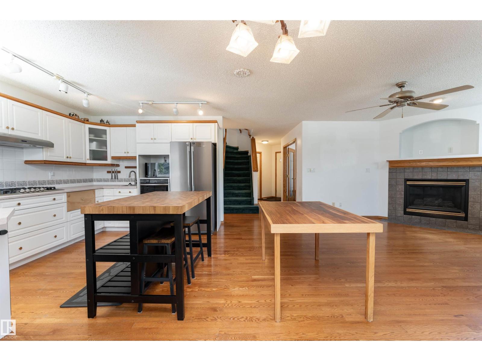 11805 10a Av Nw, Edmonton, Alberta  T6J 7A7 - Photo 11 - E4448351
