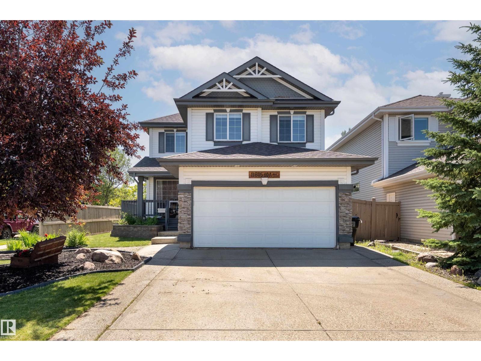 11805 10a Av Nw, Edmonton, Alberta  T6J 7A7 - Photo 4 - E4448351
