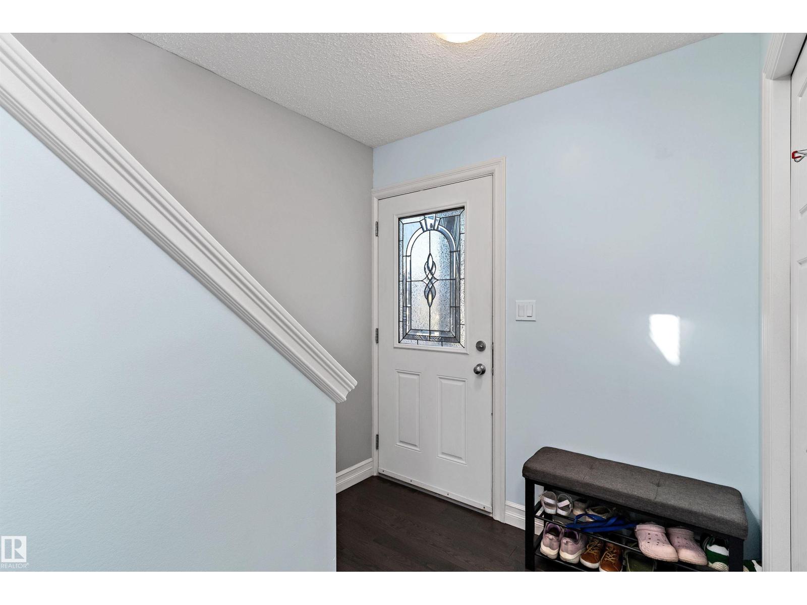 Property at 5813 64 ST image 3