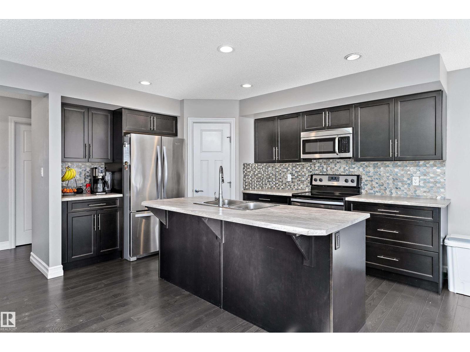 5813 64 St, Beaumont, Alberta  T4X 1Z1 - Photo 6 - E4454505