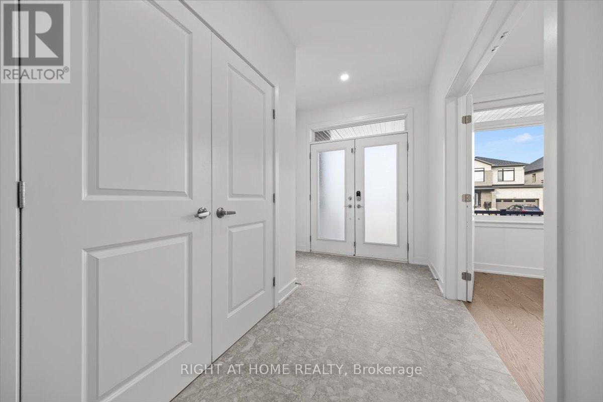 Property at 610 KENABEEK TERRACE image 4