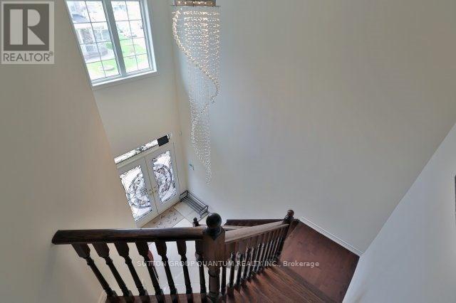 Upper - 25 Clearfield Drive, Brampton, Ontario  L6P 3L5 - Photo 14 - W12361352