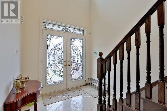 Upper - 25 Clearfield Drive, Brampton, Ontario  L6P 3L5 - Photo 15 - W12361352