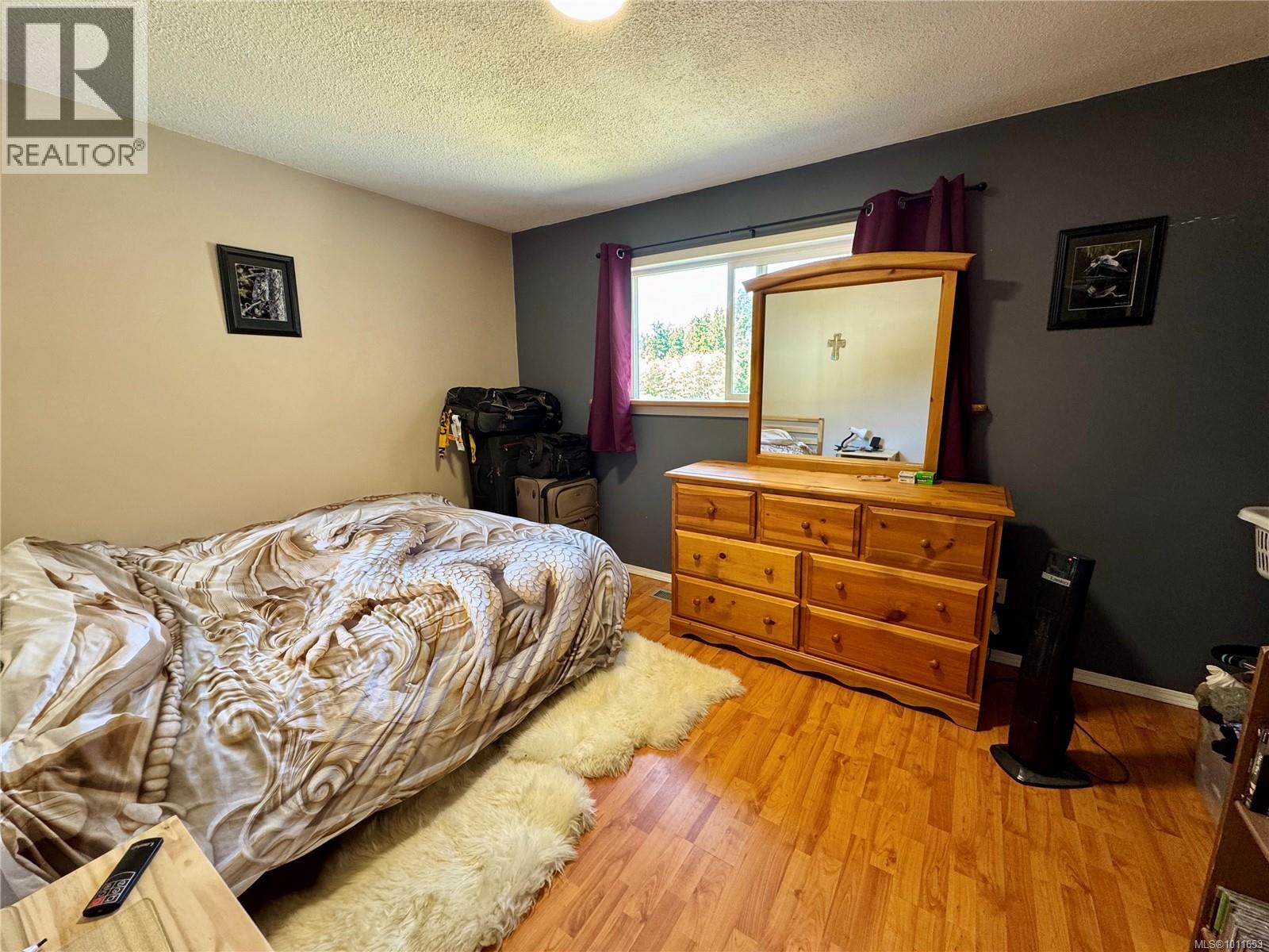 92 Mckay Cres, Port Alice, British Columbia  V0N 2N0 - Photo 9 - 1011653