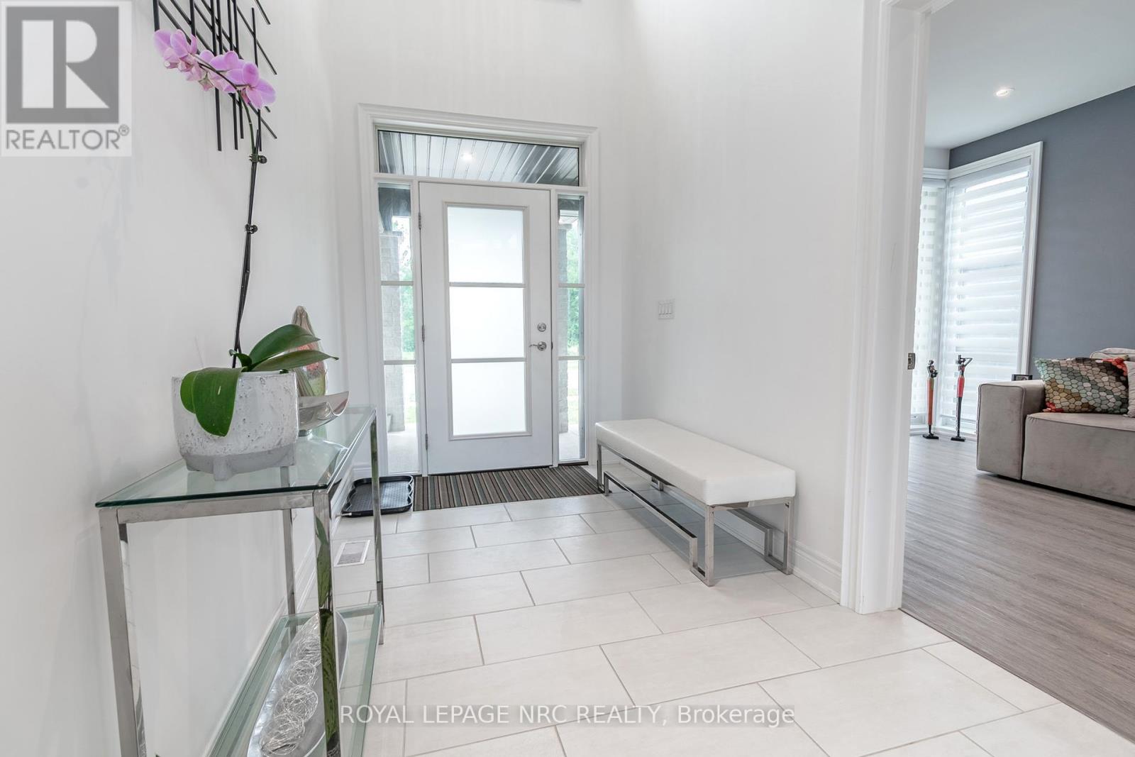 8945 Emily Boulevard, Niagara Falls, Ontario  L2H 3T1 - Photo 24 - X12356197