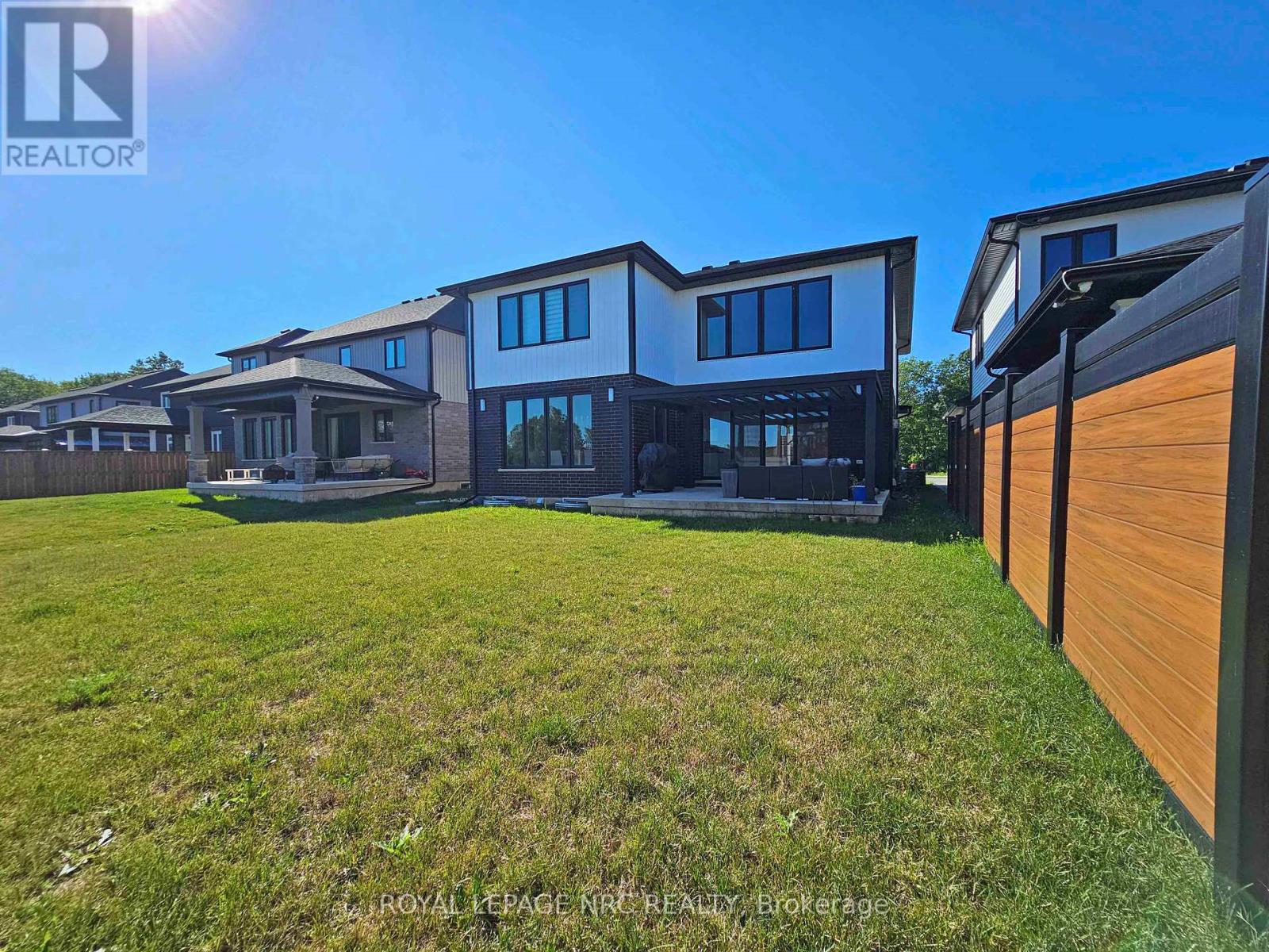 Property at 8945 EMILY BOULEVARD image 5
