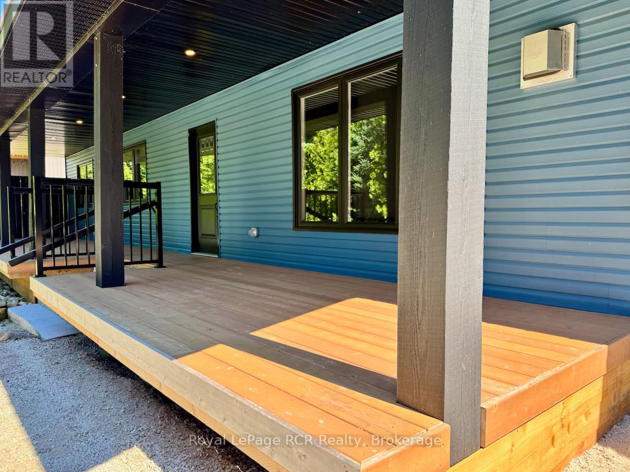 53 Baywatch Drive, Northern Bruce Peninsula, Ontario  N0H 2T0 - Photo 36 - X12361365