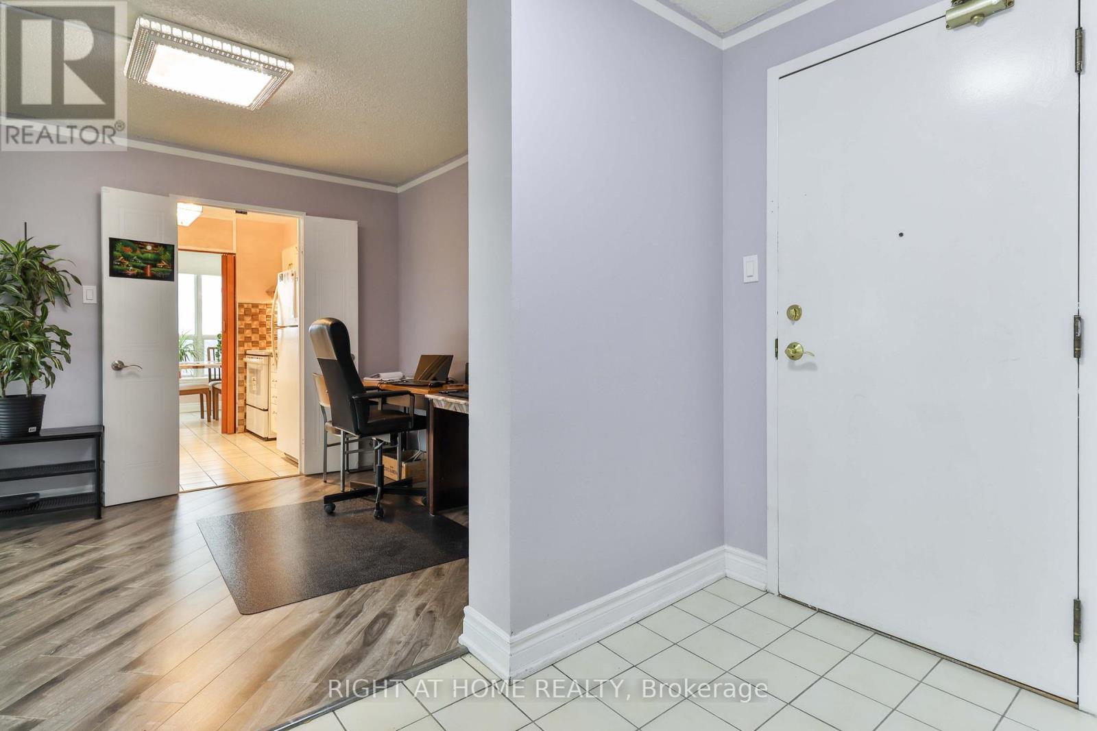 1609 - 410 Mclevin Avenue, Toronto, Ontario  M1B 5J5 - Photo 27 - E12361363
