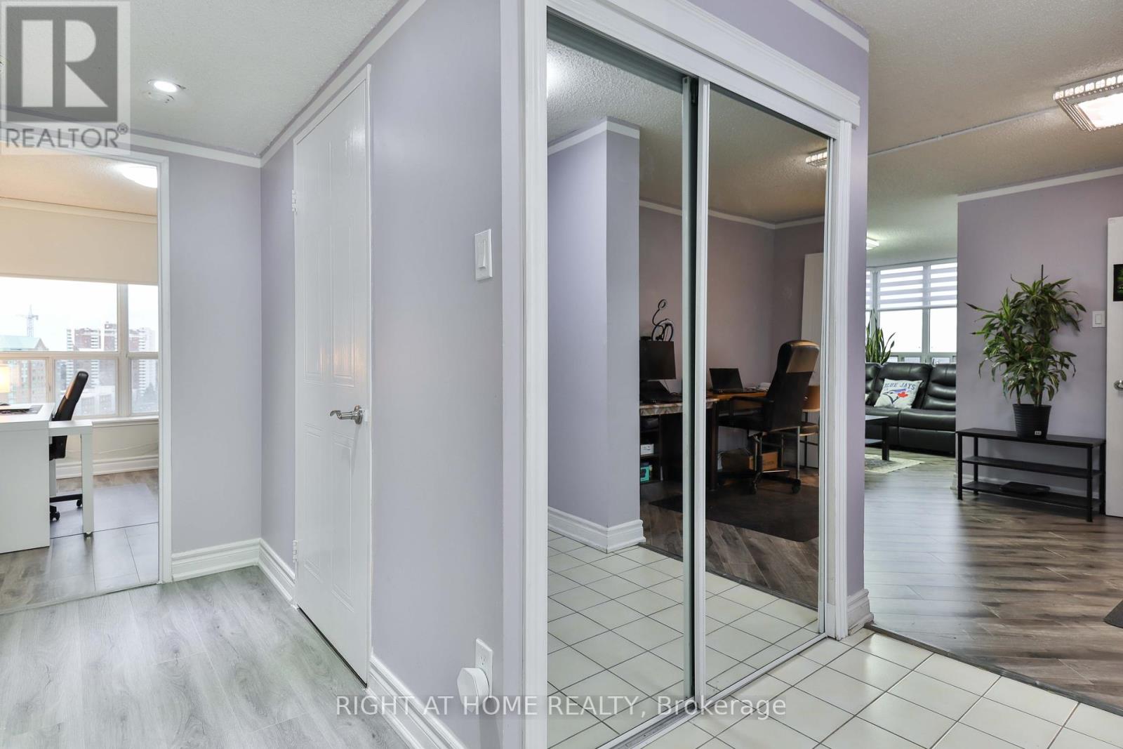 1609 - 410 Mclevin Avenue, Toronto, Ontario  M1B 5J5 - Photo 28 - E12361363