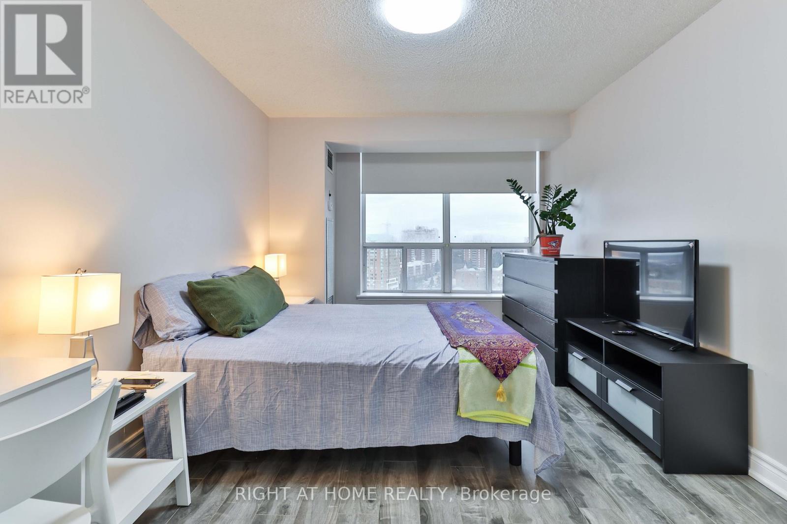 1609 - 410 Mclevin Avenue, Toronto, Ontario  M1B 5J5 - Photo 37 - E12361363