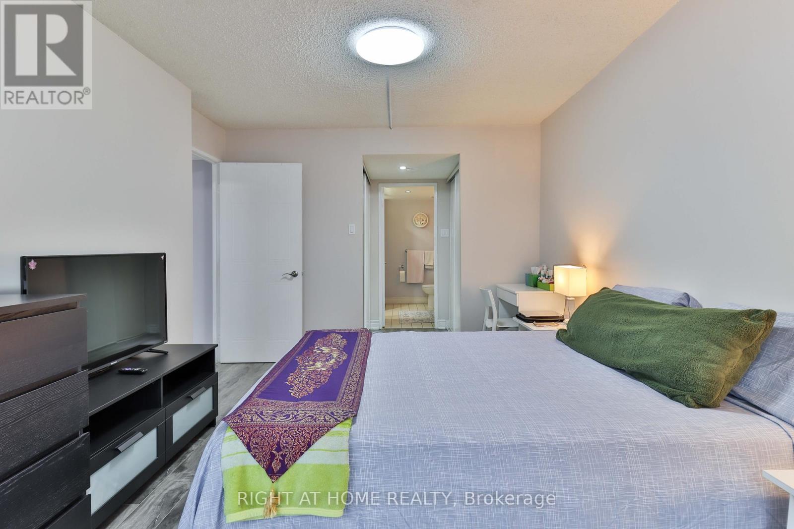 1609 - 410 Mclevin Avenue, Toronto, Ontario  M1B 5J5 - Photo 39 - E12361363