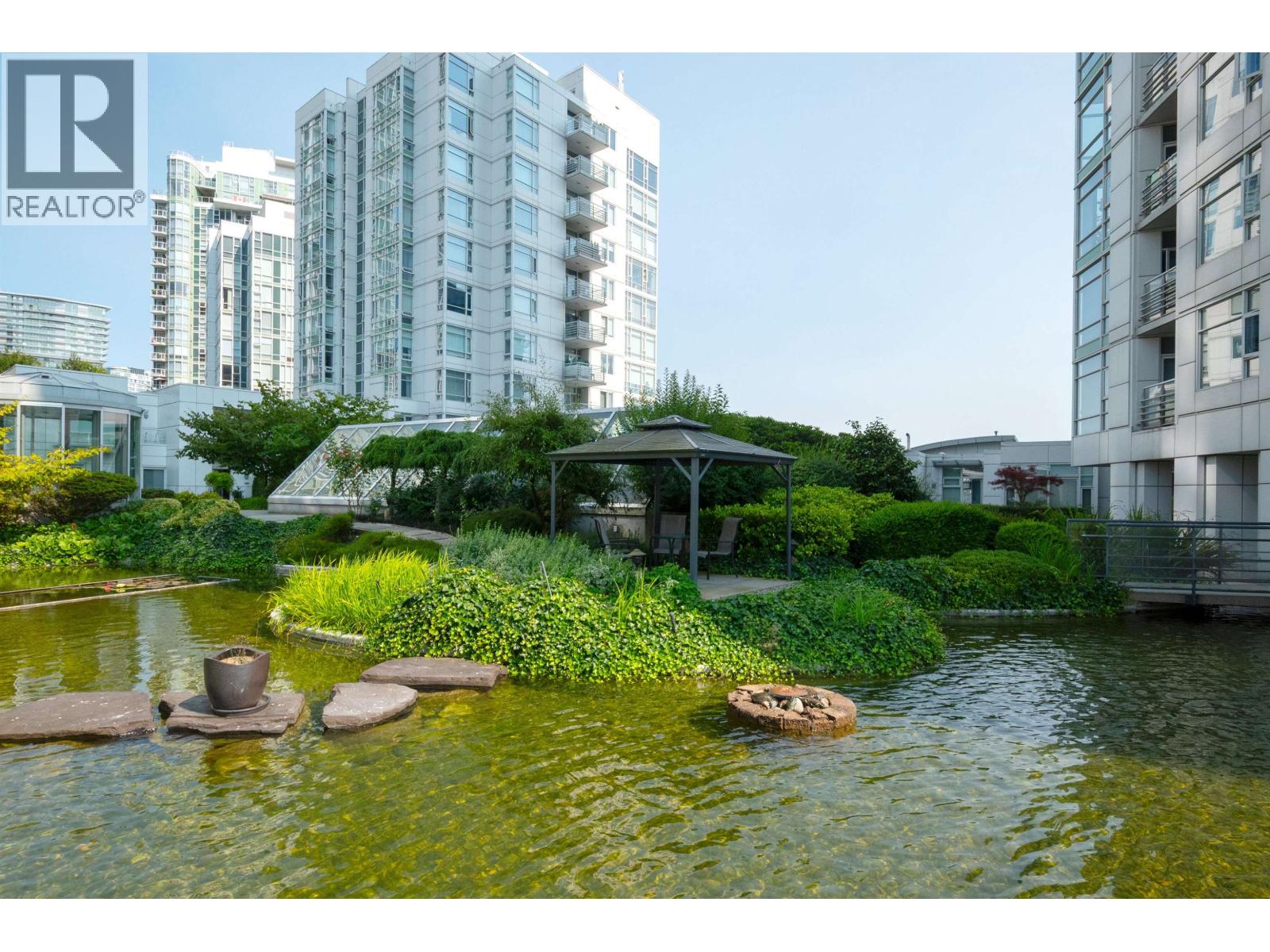 1703 198 Aquarius Mews, Vancouver, British Columbia  V6Z 2Y4 - Photo 30 - R3039261
