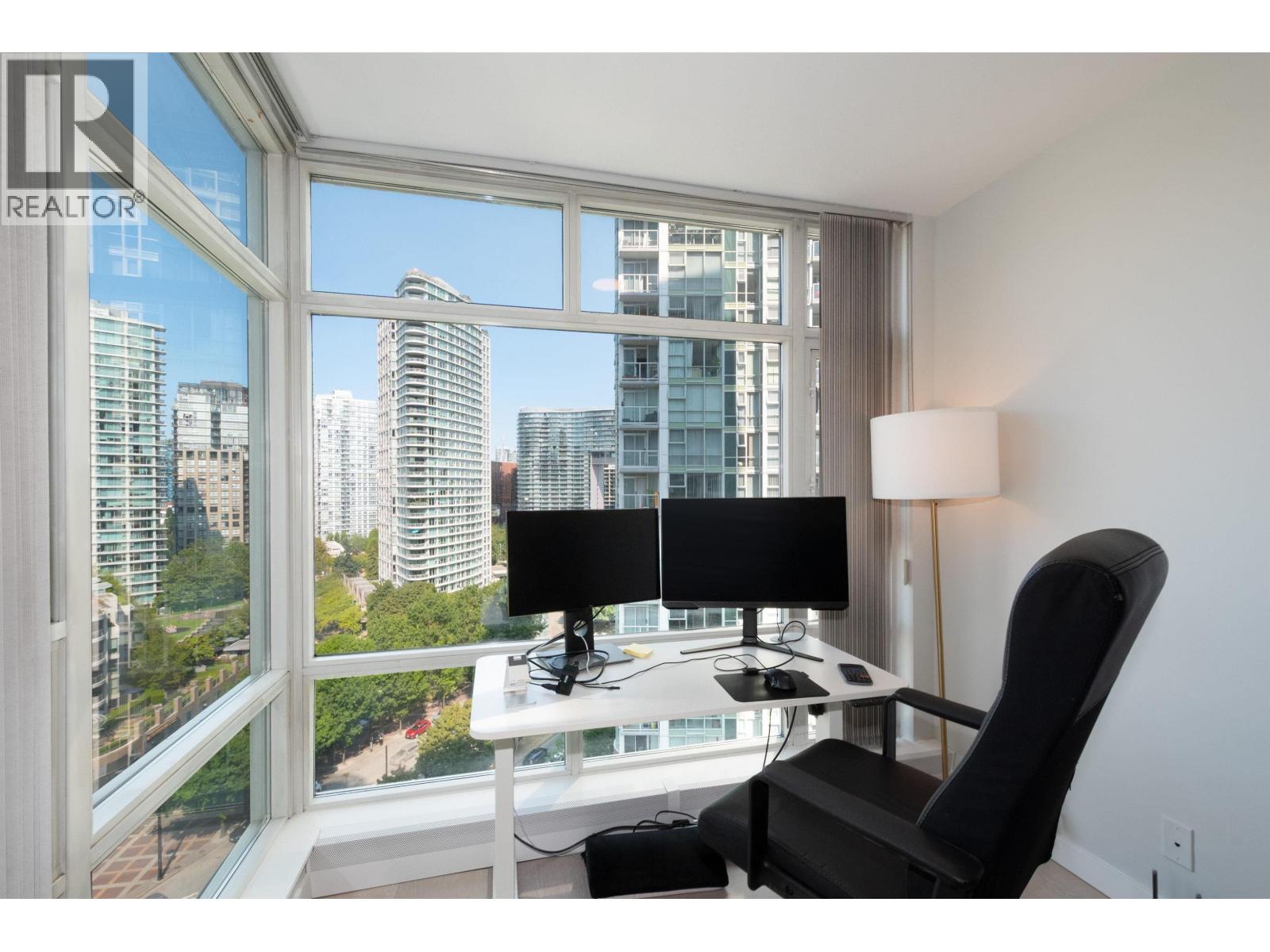 1703 198 Aquarius Mews, Vancouver, British Columbia  V6Z 2Y4 - Photo 17 - R3039261