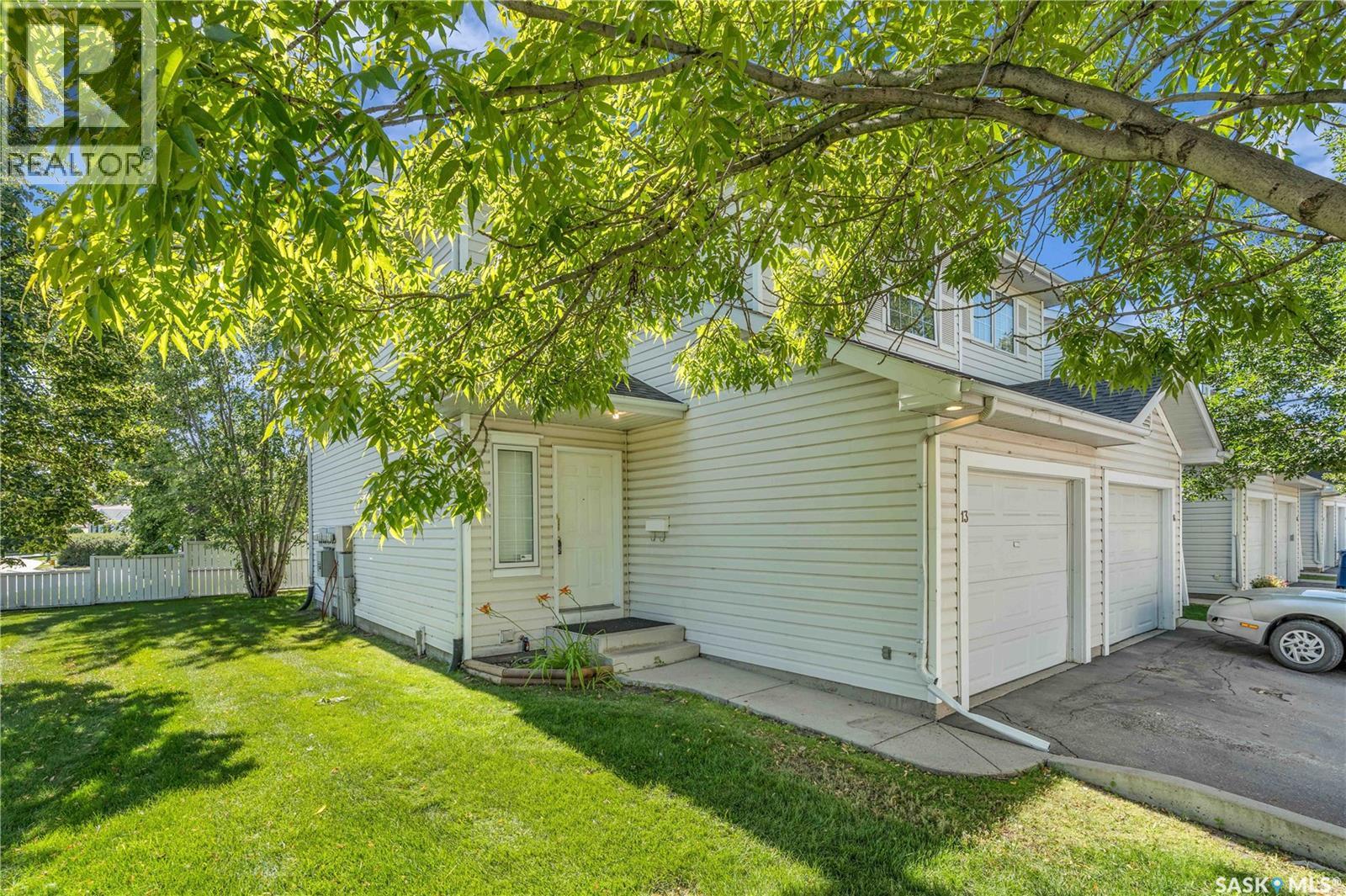 13 110 Keevil Crescent, Saskatoon, Saskatchewan  S7N 4N8 - Photo 2 - SK016301