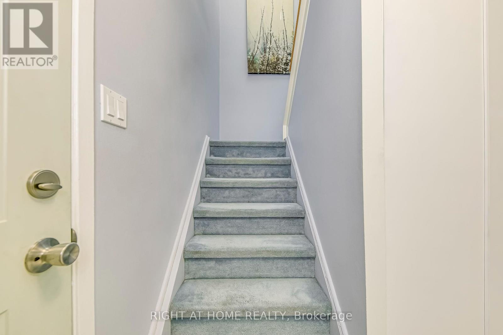 202 - 1055 Dundas Street E, Mississauga (Applewood), Ontario  L4Y 3X6 - Photo 20 - W12361389