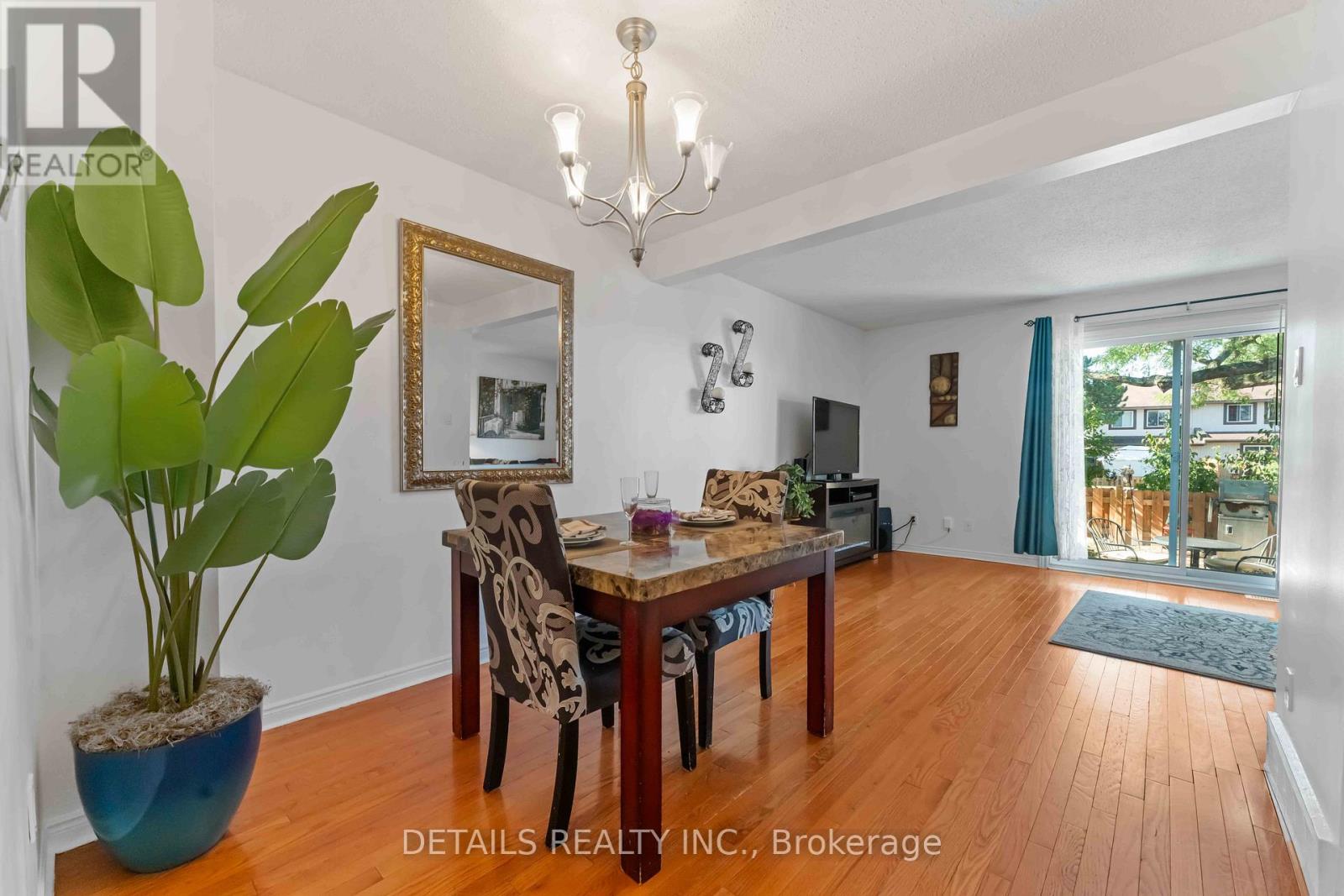 Property at 70 - 43 STOKES CRESCENT image 4