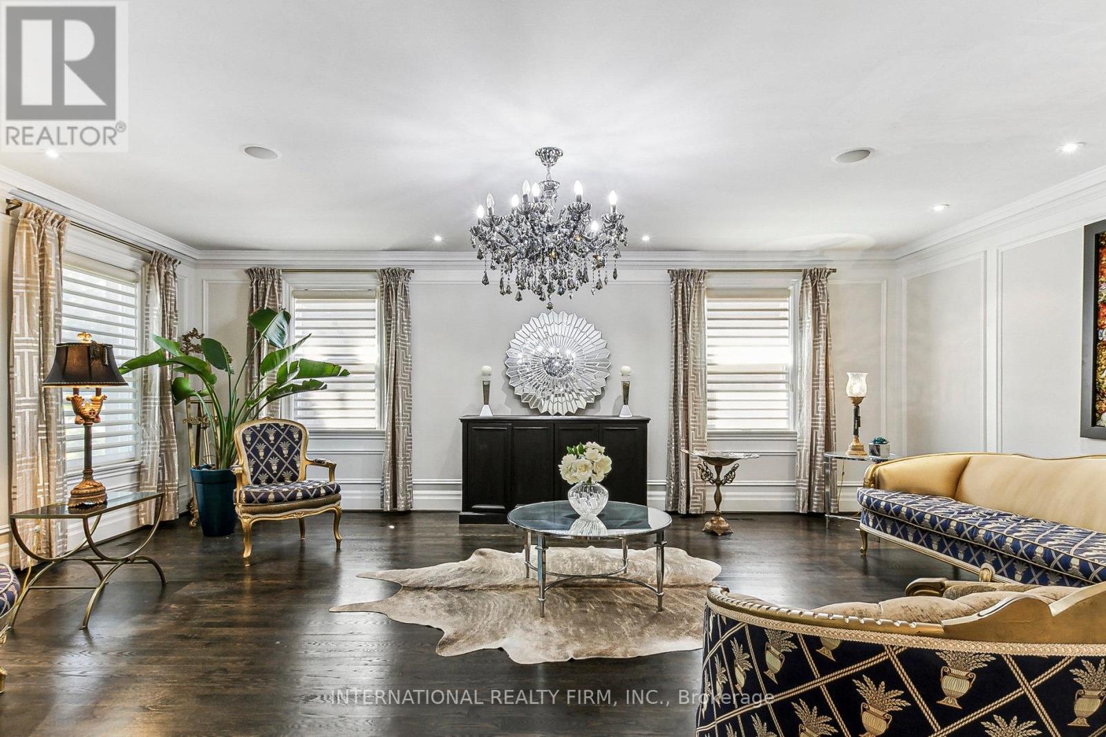 6 Penwood Crescent, Toronto, Ontario  M3B 2B9 - Photo 2 - C12361396