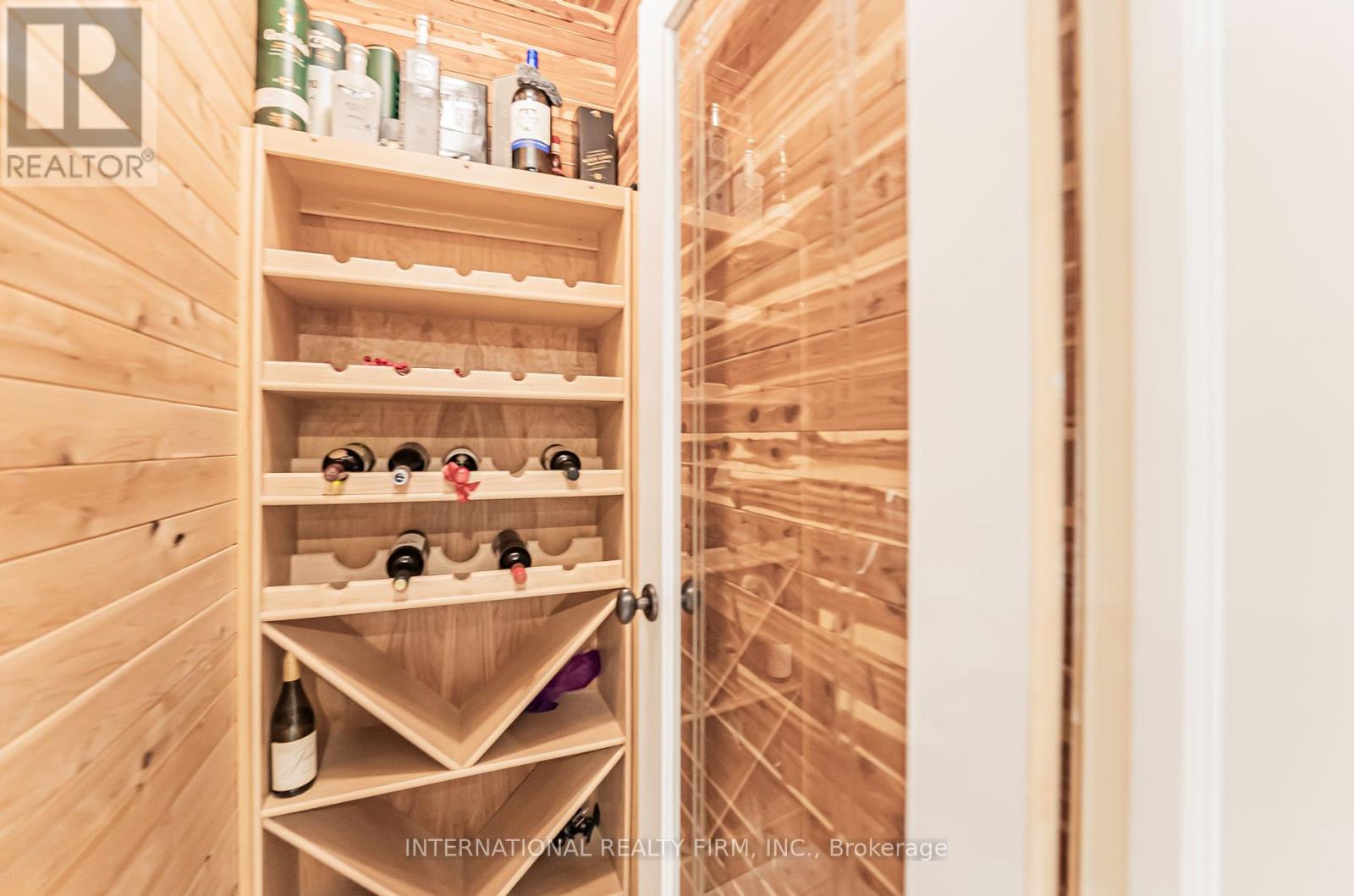 6 Penwood Crescent, Toronto, Ontario  M3B 2B9 - Photo 20 - C12361396