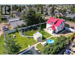 315 Devilder Avenue E, Trochu, Ca