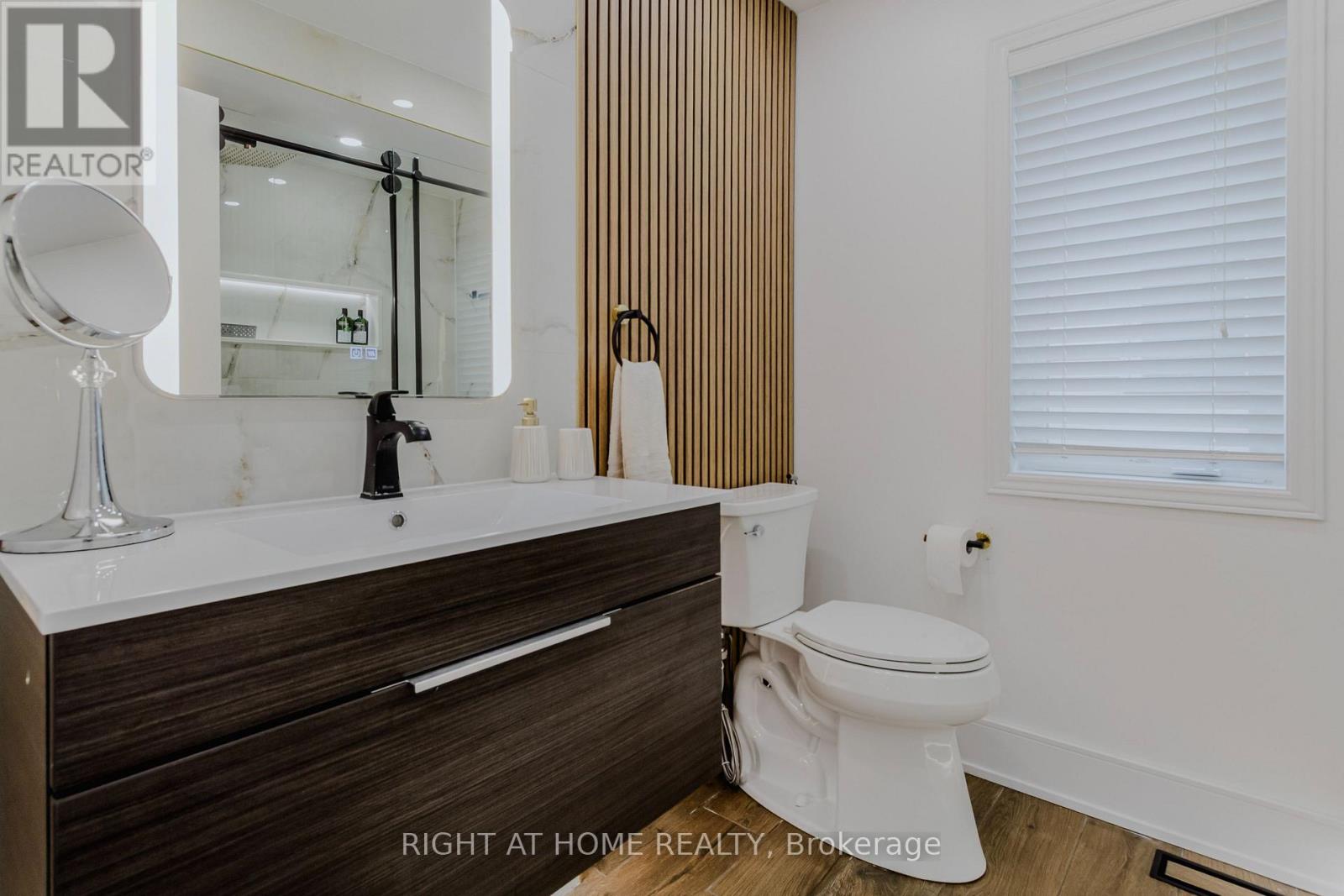 12 Bankfield Crescent, Hamilton, Ontario  L8J 0B9 - Photo 28 - X12361393