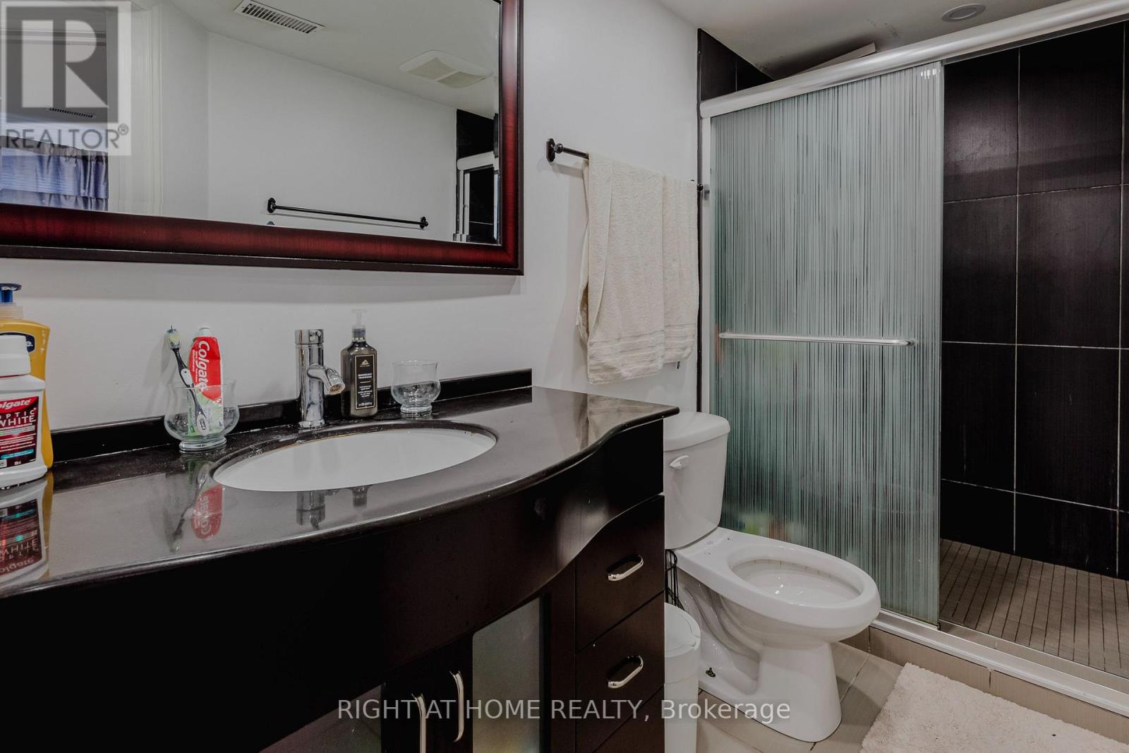 12 Bankfield Crescent, Hamilton, Ontario  L8J 0B9 - Photo 38 - X12361393