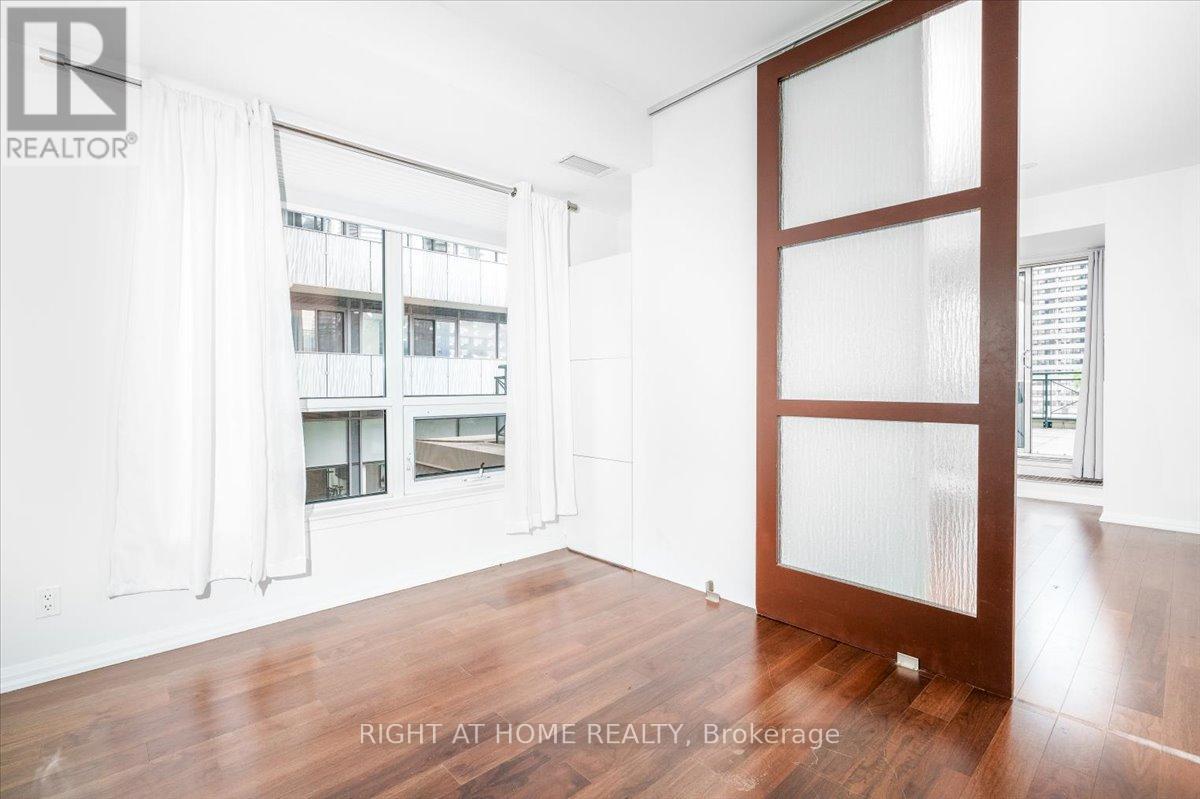 517 - 35 Hayden Street, Toronto, Ontario  M4Y 3C3 - Photo 17 - C12197140