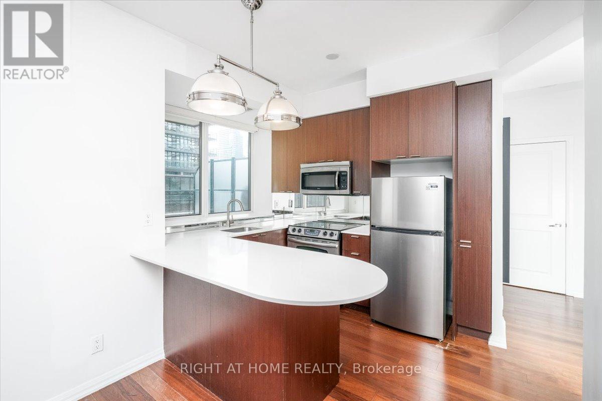 517 - 35 Hayden Street, Toronto, Ontario  M4Y 3C3 - Photo 12 - C12197140
