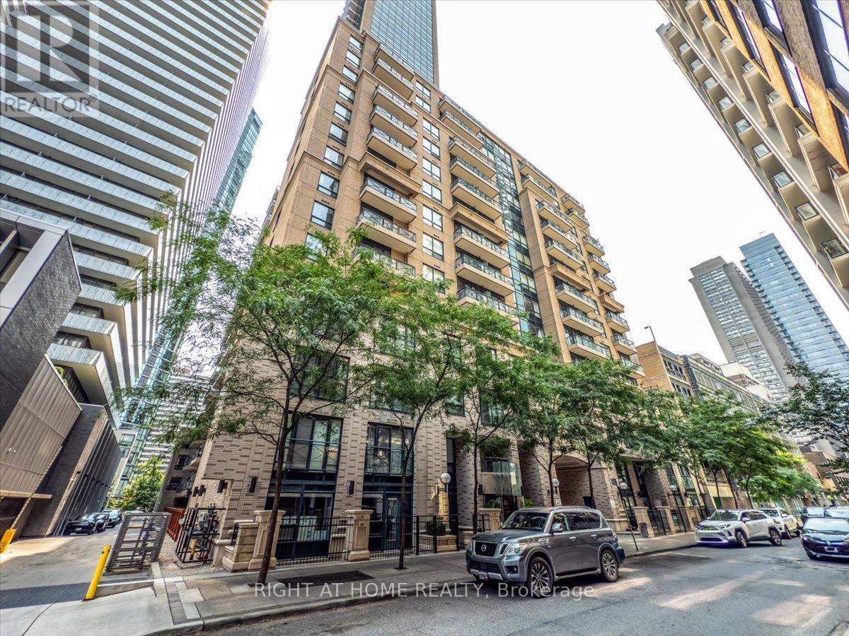 517 - 35 Hayden Street, Toronto, Ontario  M4Y 3C3 - Photo 5 - C12197140