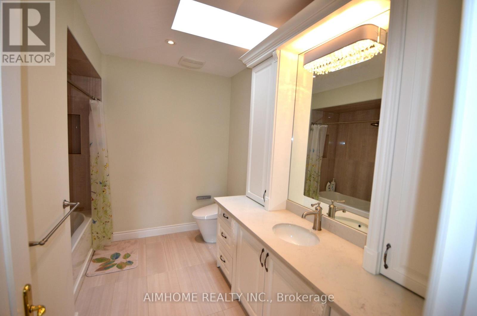 6 Chiavatti Drive, Markham, Ontario  L3R 1E2 - Photo 35 - N12361412