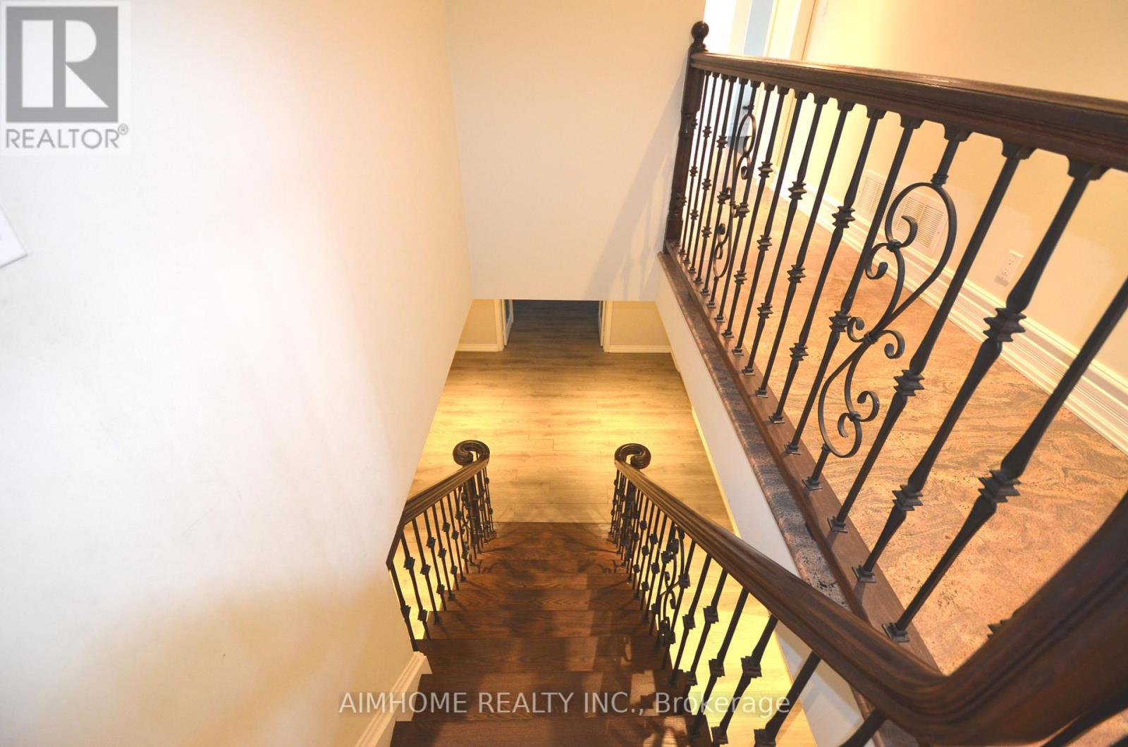 6 Chiavatti Drive, Markham, Ontario  L3R 1E2 - Photo 38 - N12361412