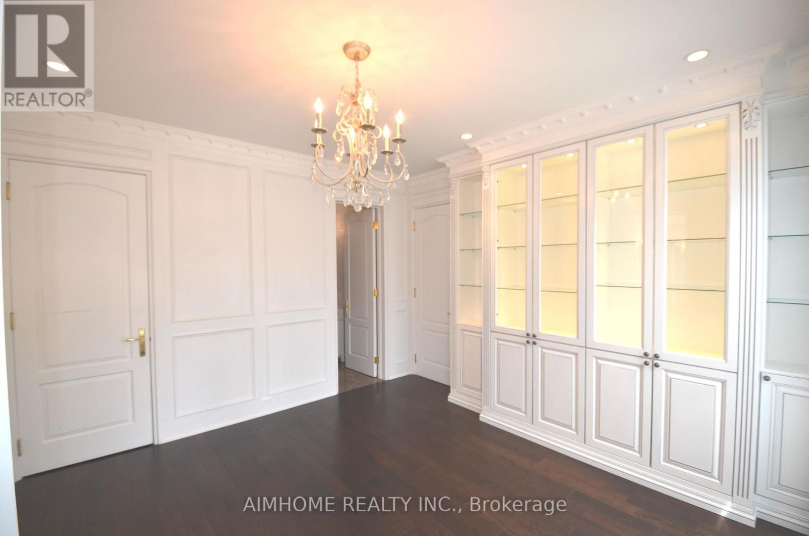 6 Chiavatti Drive, Markham, Ontario  L3R 1E2 - Photo 7 - N12361412