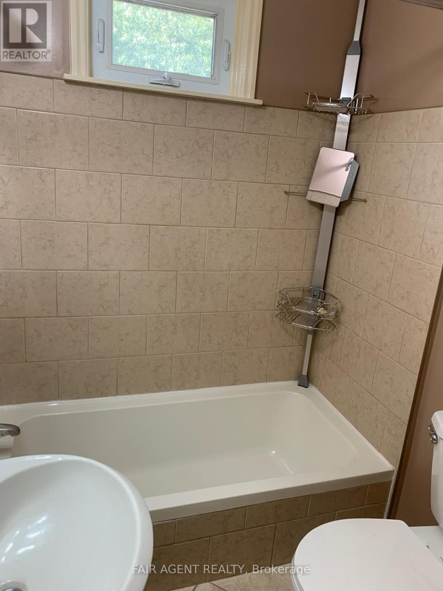 1987 Balfour Boulevard, Windsor, Ontario  N8T 2S4 - Photo 19 - X12361418