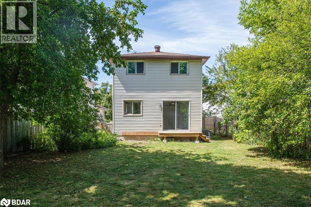 49 Laurie Crescent, Barrie, Ontario L4M 6C7 - Photo 11 - 40752895
