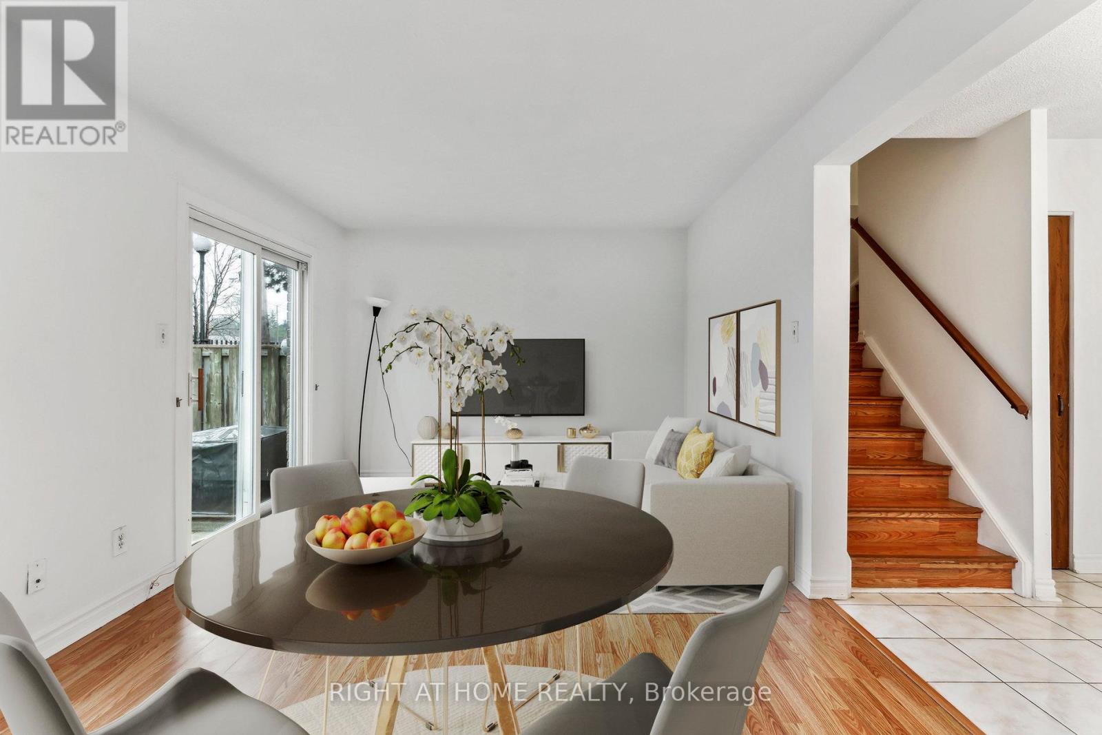 92 - 44 Chester Le Boulevard, Toronto, Ontario  M1W 2M8 - Photo 14 - E12329252