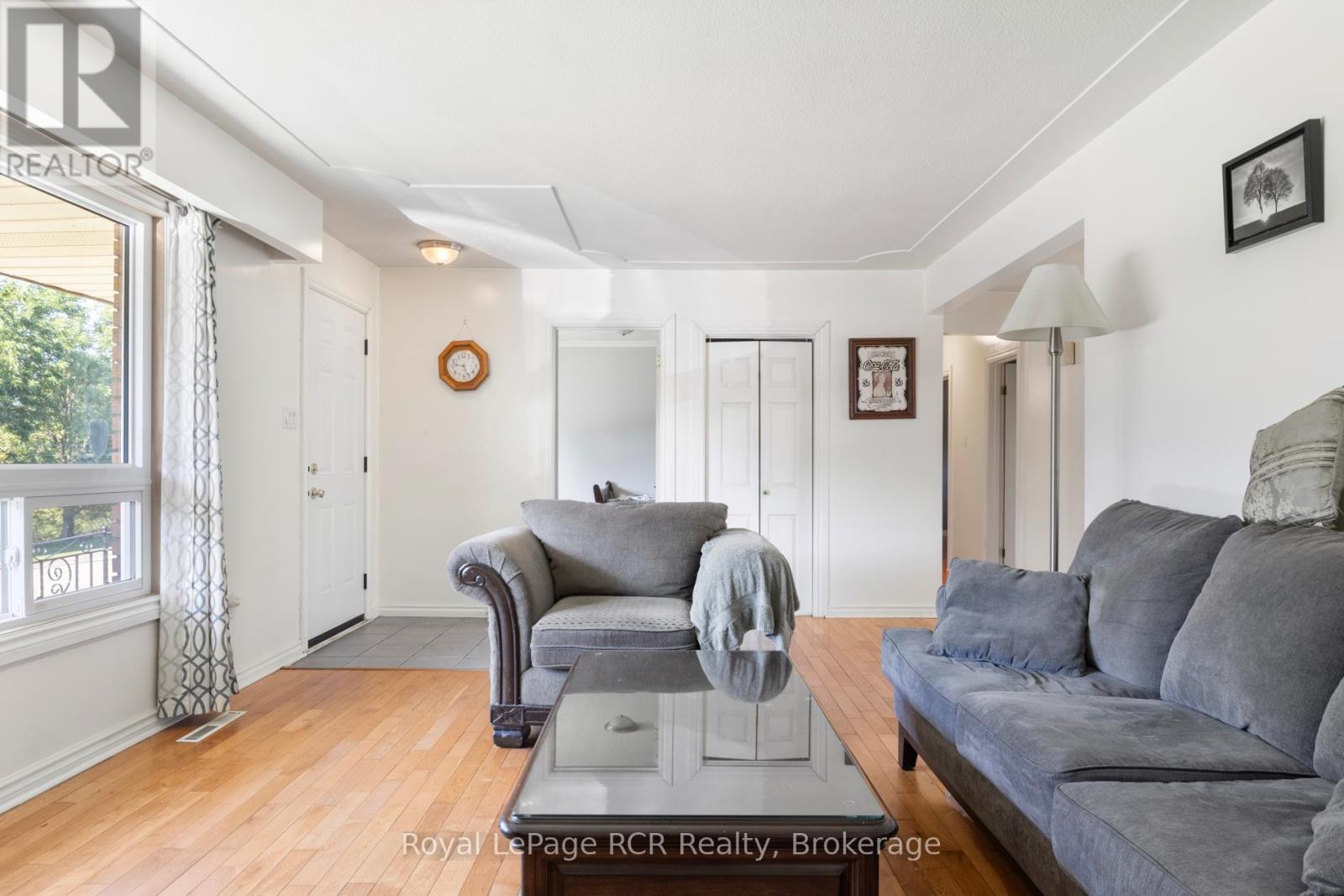 141 North Water Street W, Wellington North, Ontario  N0G 2L3 - Photo 12 - X12361420