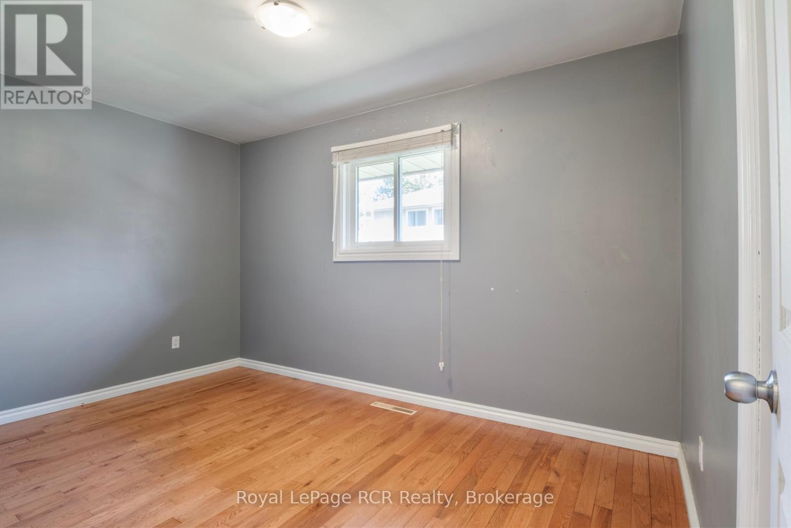 141 North Water Street W, Wellington North, Ontario  N0G 2L3 - Photo 22 - X12361420