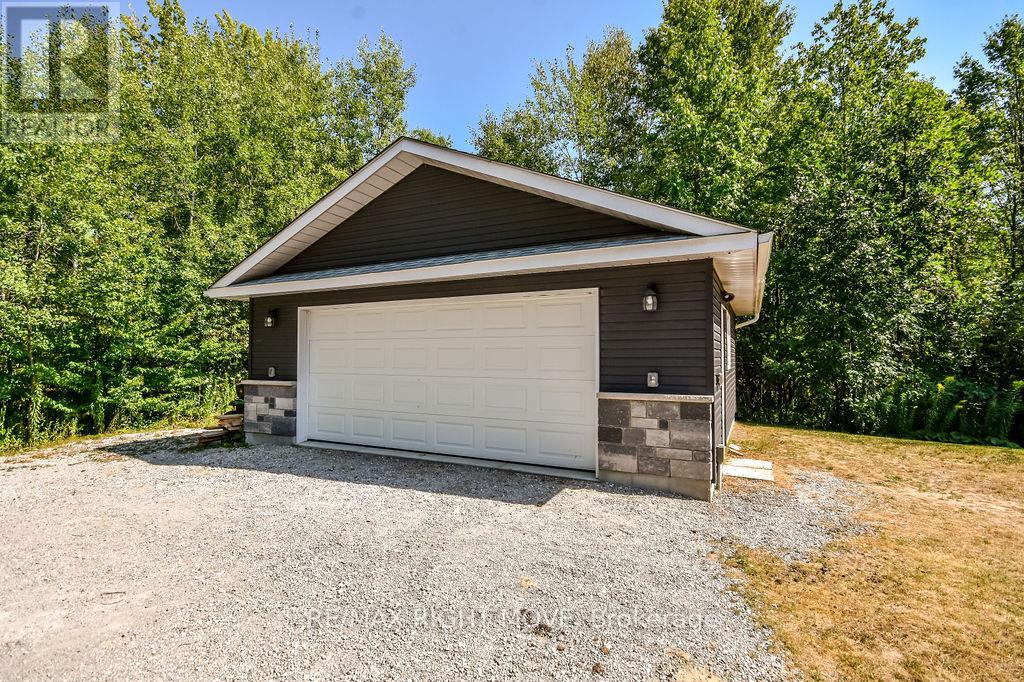 Property at 2909 FAIRGROUNDS ROAD image 3