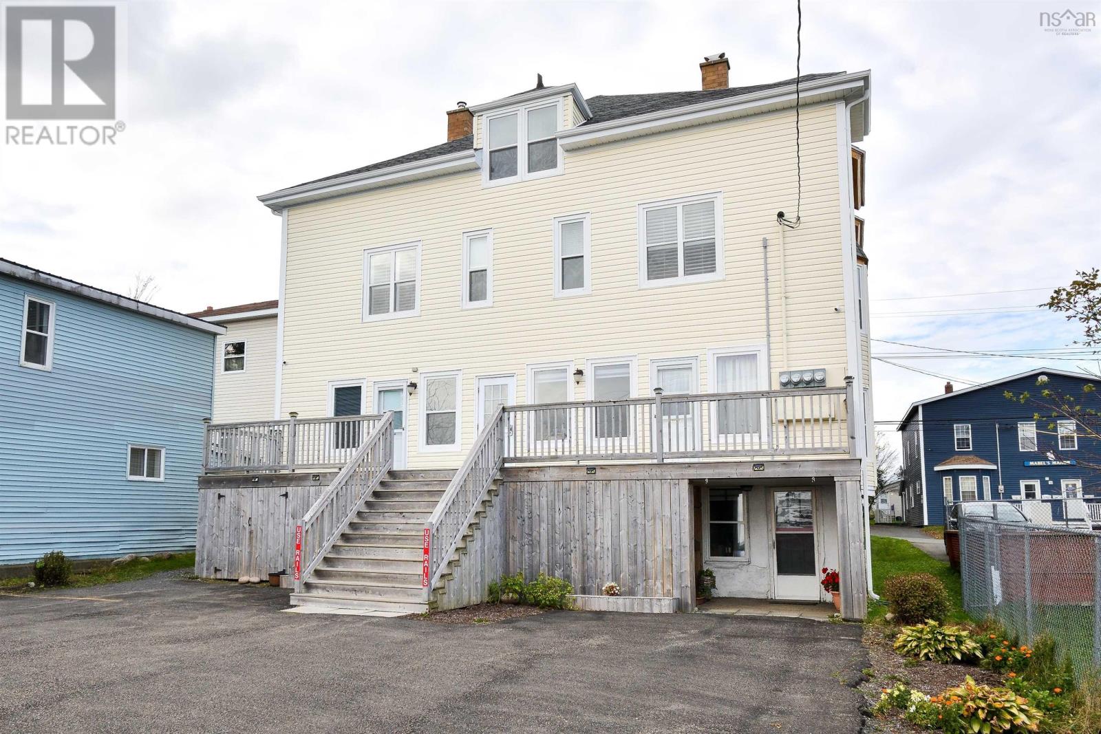 121 - 123 Pierce Street, North Sydney, Nova Scotia  B2A 1P4 - Photo 2 - 202521457