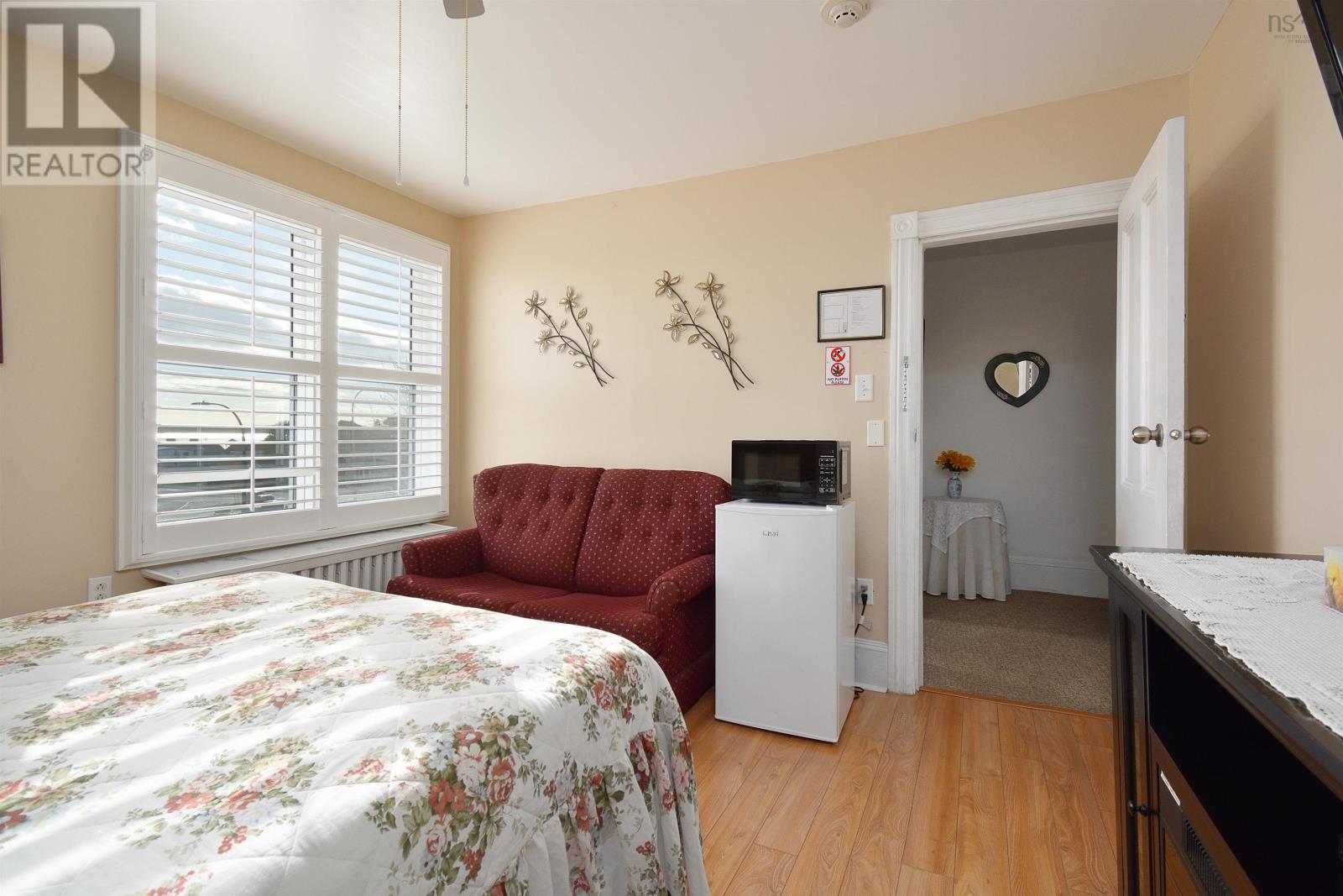 121 & 123 Pierce Street, North Sydney, Nova Scotia  B2A 1P4 - Photo 21 - 202521458