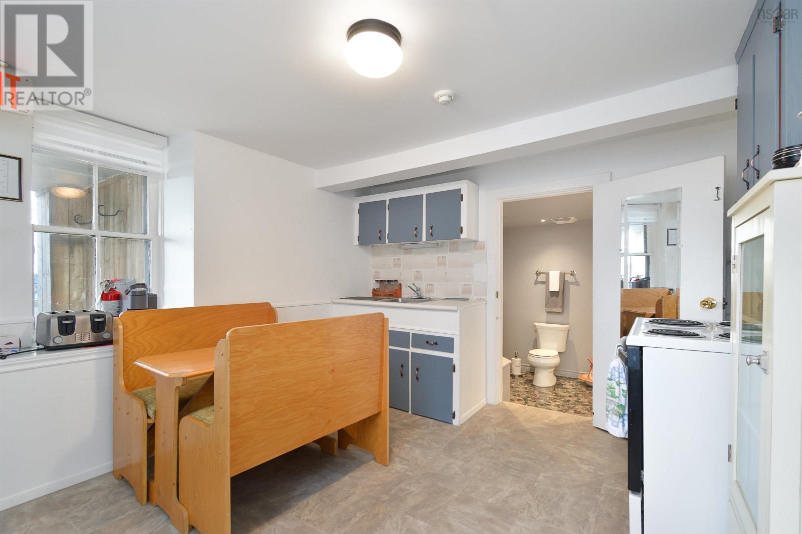 121 & 123 Pierce Street, North Sydney, Nova Scotia  B2A 1P4 - Photo 43 - 202521458