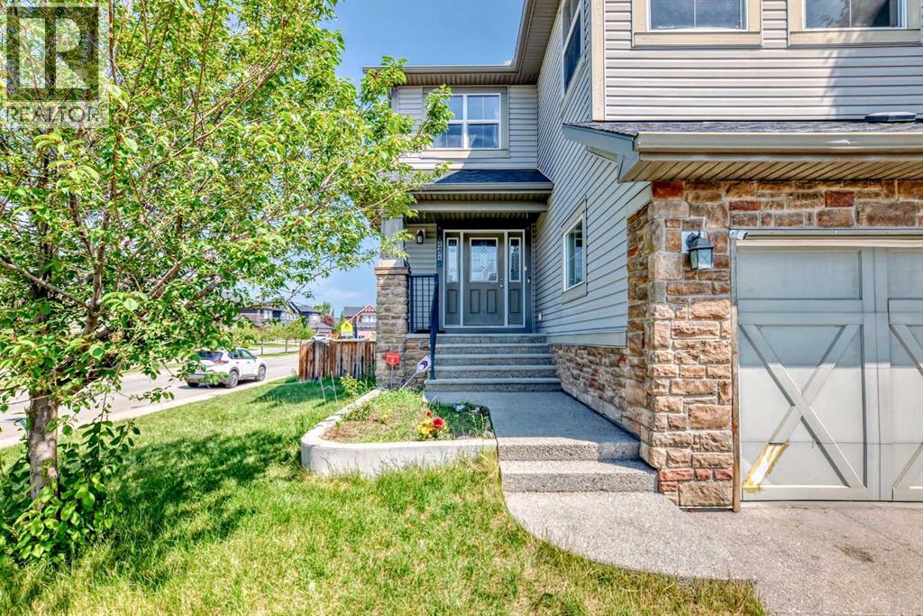 141 Aspenmere Drive, Chestermere, Alberta  T1X 0P2 - Photo 4 - A2239754