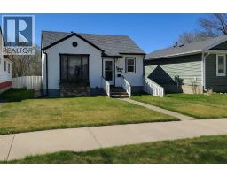 1212 7 Avenue S London Road