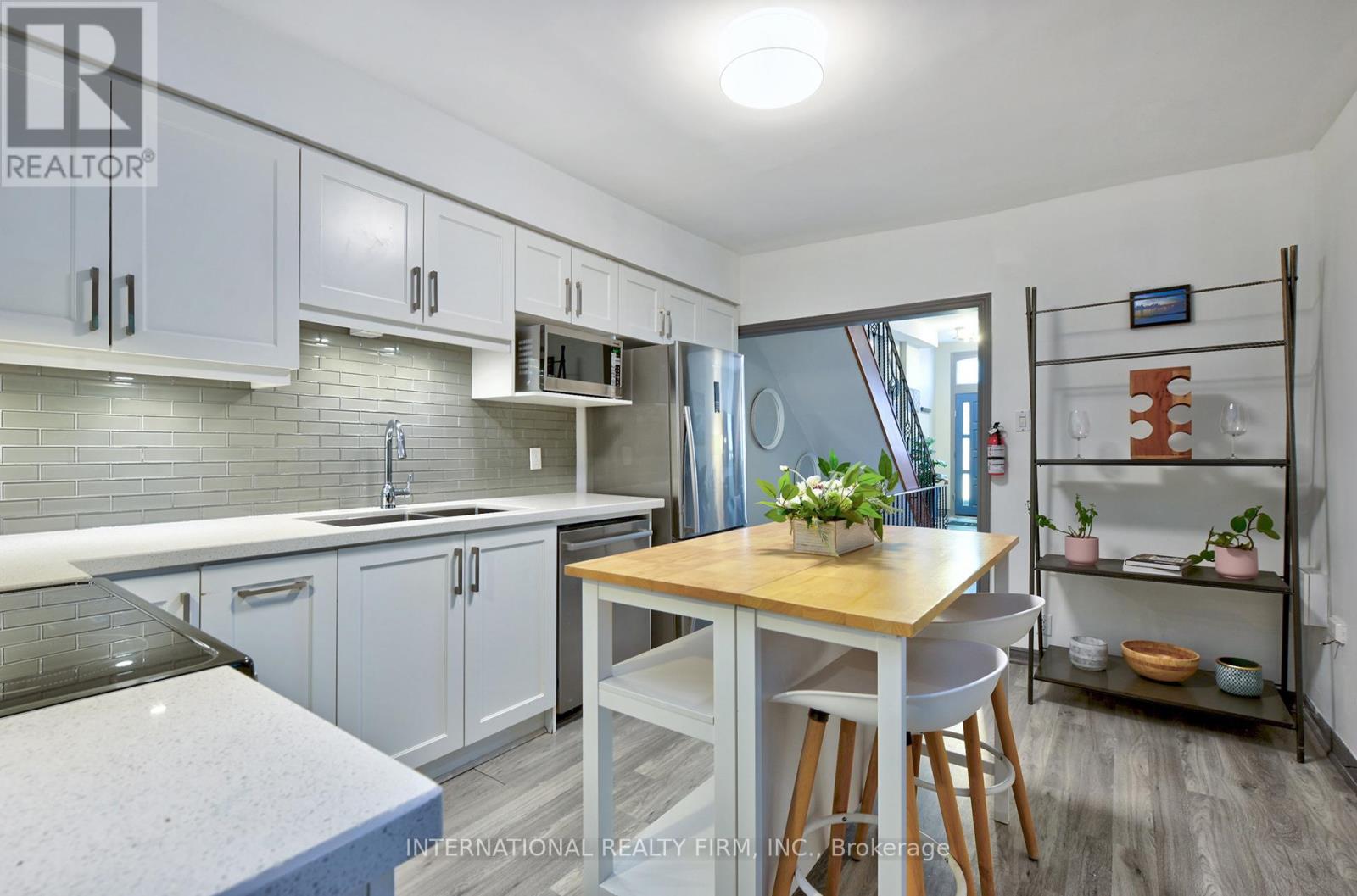 108 Shaw Street, Toronto, Ontario  M6J 2W5 - Photo 13 - C12361447