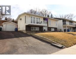 7 Valleyview Drive Sw Sw Hill, Medicine Hat, Ca