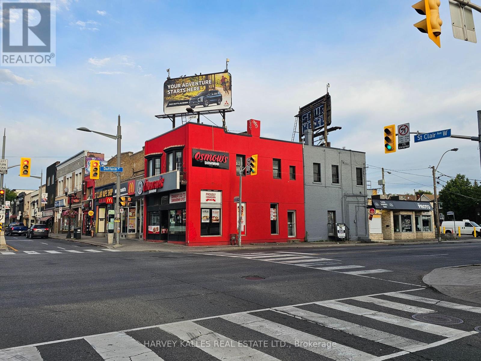 2nd Fl - 1166 St Clair Avenue W, Toronto, Ontario  M6E 1B4 - Photo 1 - W12065185