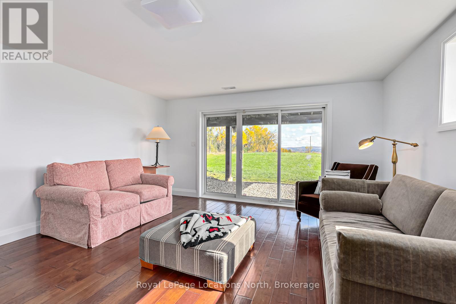 807151 25 Side Road, Grey Highlands, Ontario  N0H 1N0 - Photo 17 - X12361458