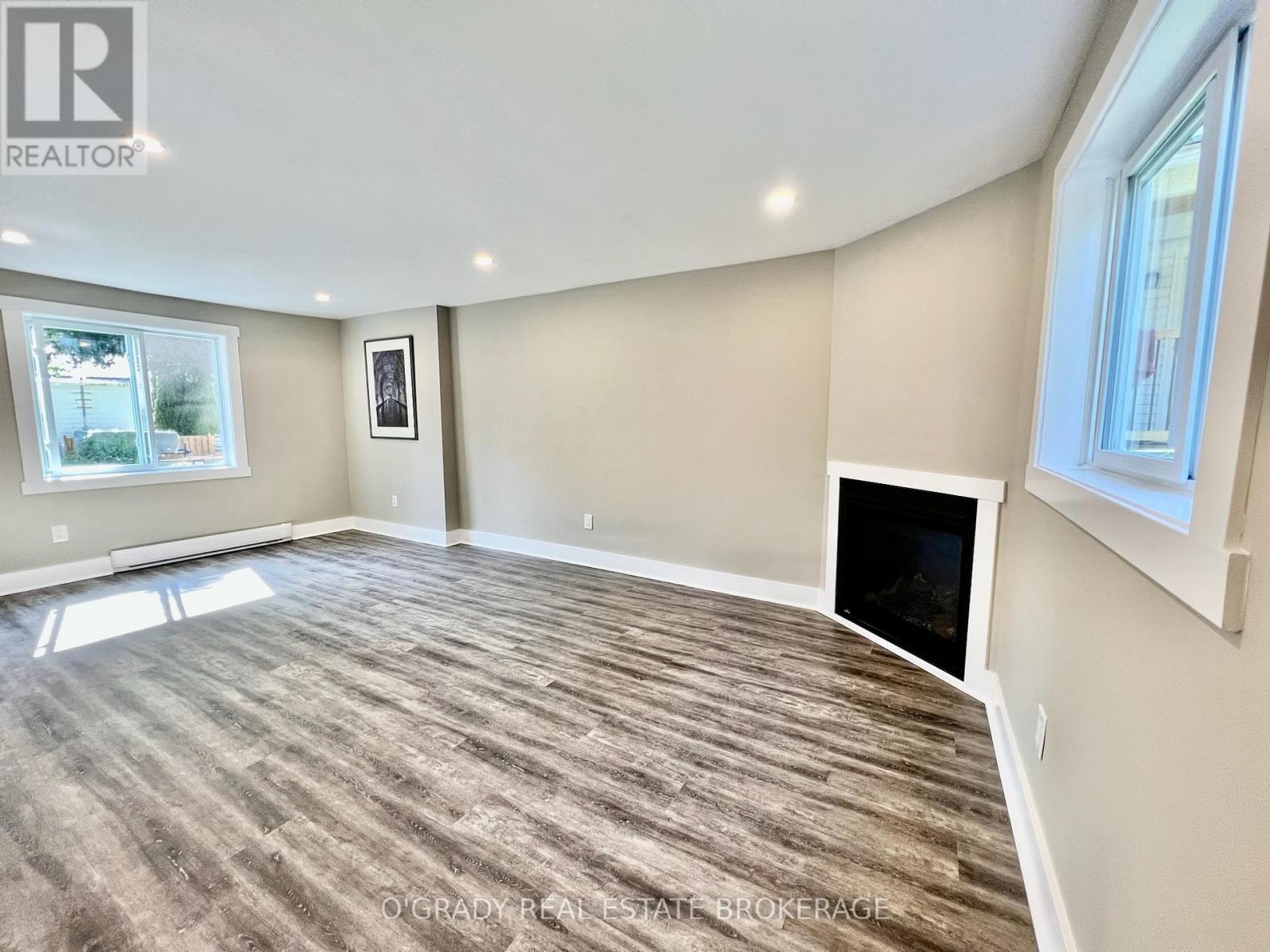 8 Edward Lane, Brockville, Ontario  K6V 5K5 - Photo 10 - X12361489