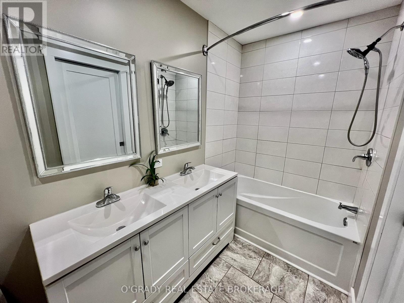 8 Edward Lane, Brockville, Ontario  K6V 5K5 - Photo 13 - X12361489
